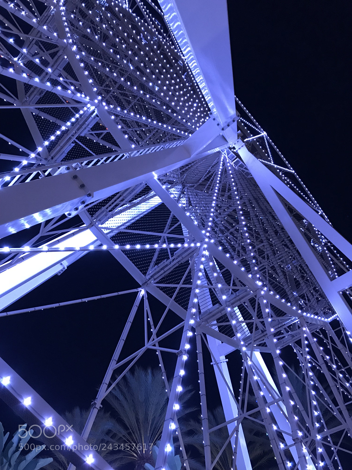Apple iPhone 7 Plus sample photo. Ferris wheel photography