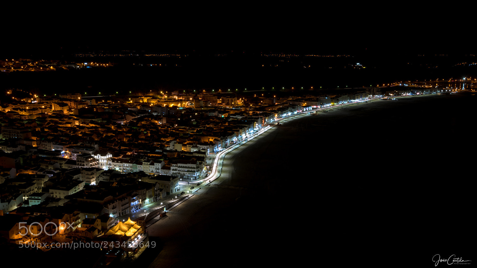 Nikon D850 sample photo. At night photography