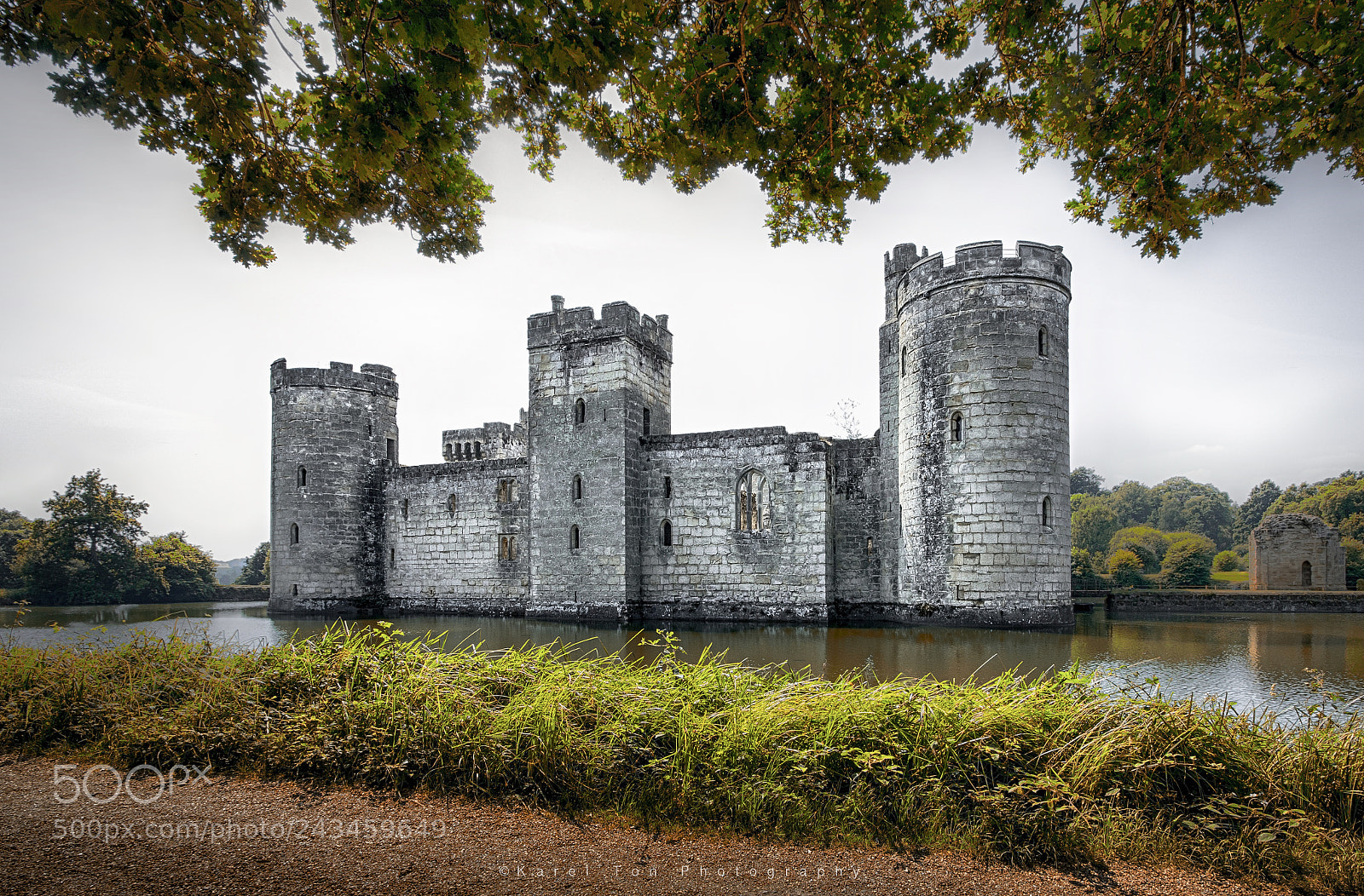 Canon EOS 760D (EOS Rebel T6s / EOS 8000D) sample photo. Bodiam castle, east-sussex, england photography