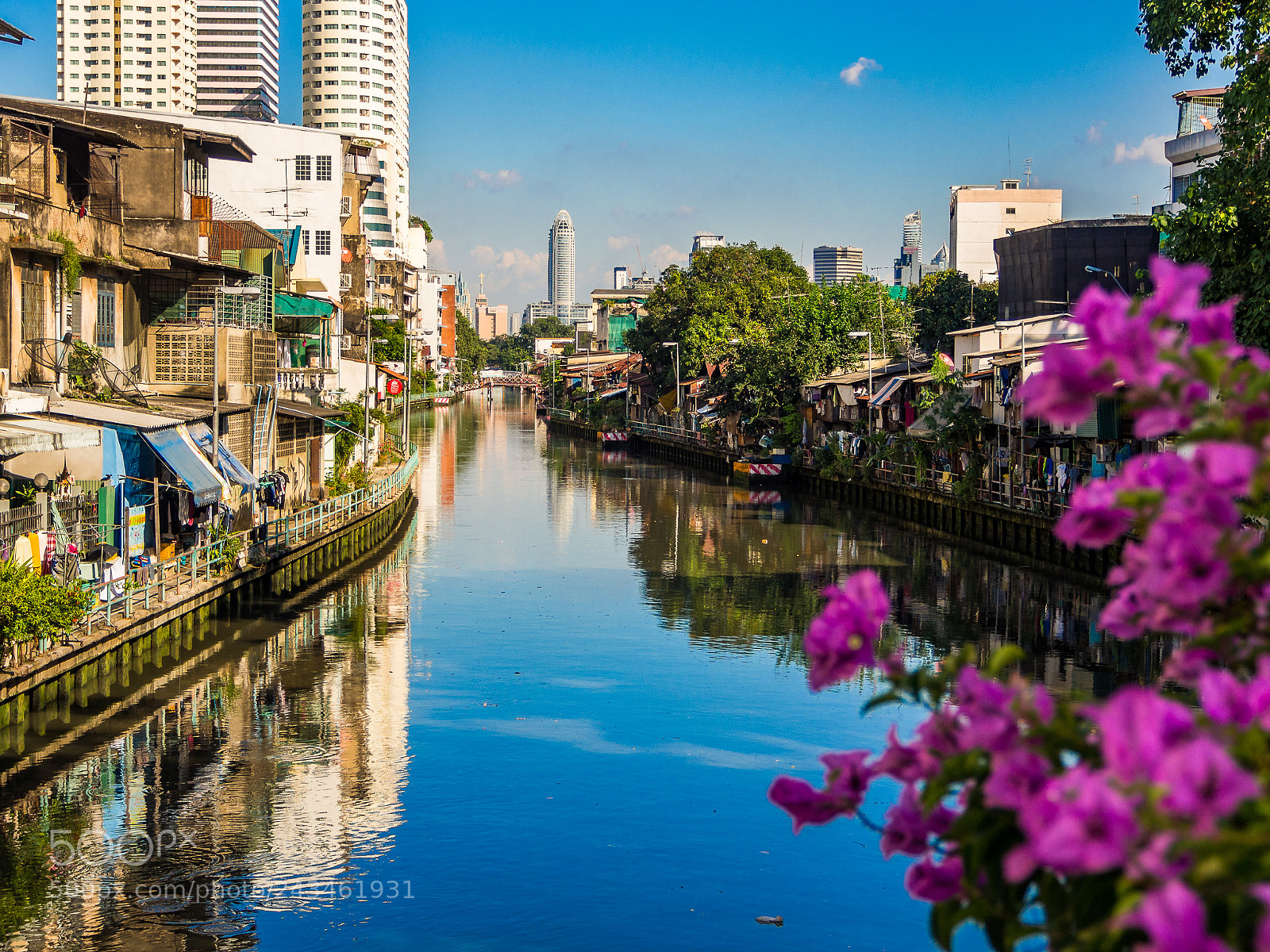 Olympus OM-D E-M10 sample photo. Khlong in bangkok photography