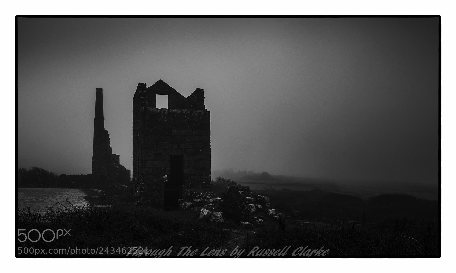 Nikon D700 sample photo. Foggy photography