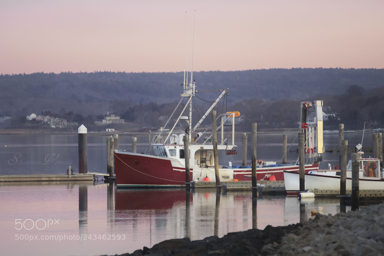 Sony SLT-A58 sample photo. Red boat photography