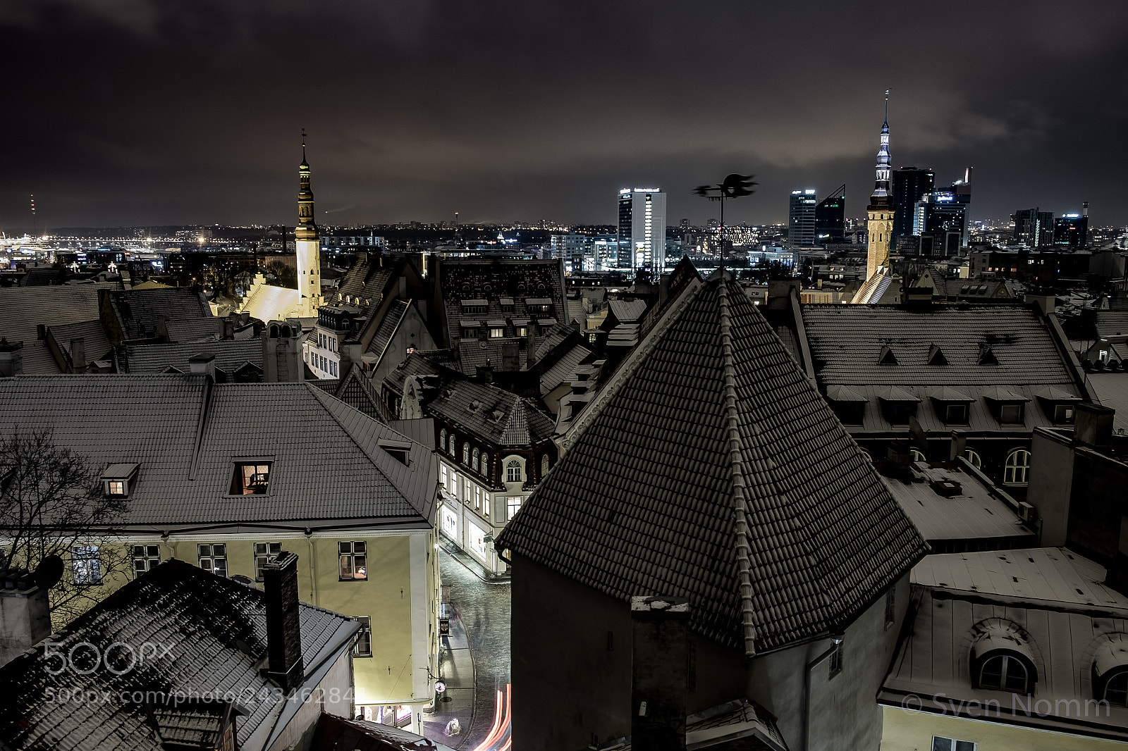 Fujifilm X-T10 sample photo. Tallinn old town photography