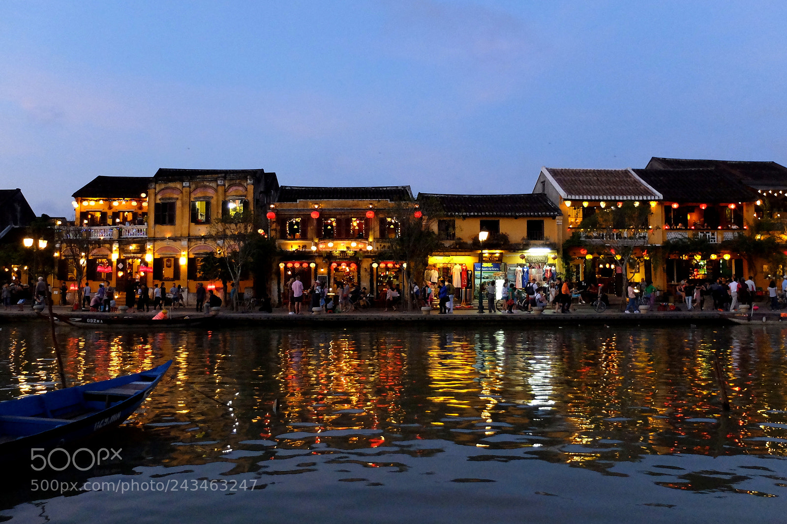 Fujifilm X30 sample photo. Hoi an by night photography