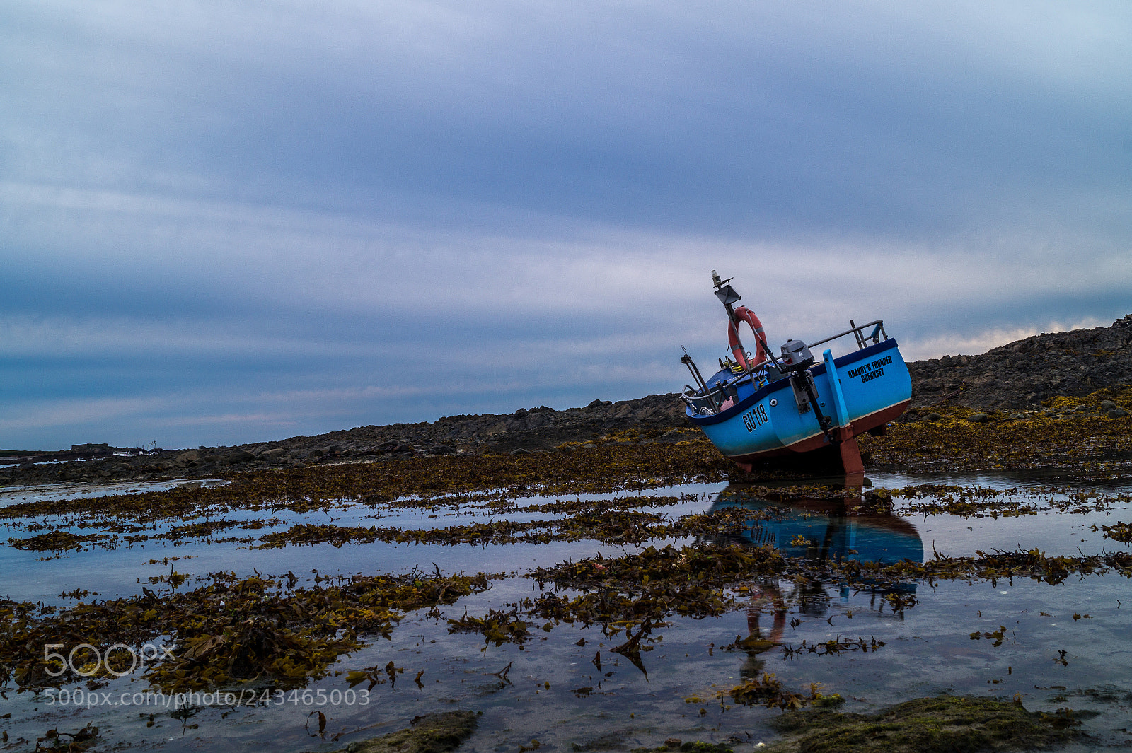Sony SLT-A58 sample photo. Rocquaine bay fishing boat photography
