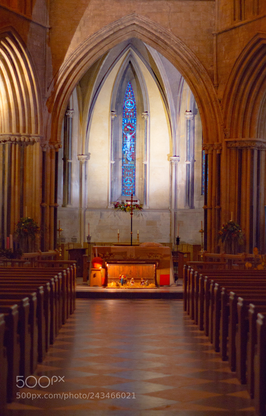 Pentax K-50 sample photo. Pershore abbey at christmas photography
