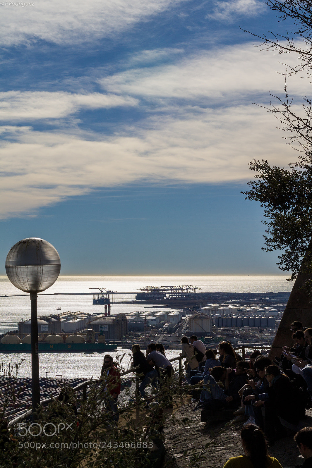 Canon EOS 1100D (EOS Rebel T3 / EOS Kiss X50) sample photo. Barcelona's port photography