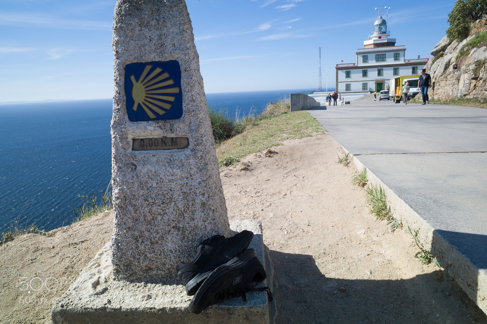 Leica M9 sample photo. Mojon and boots in photography