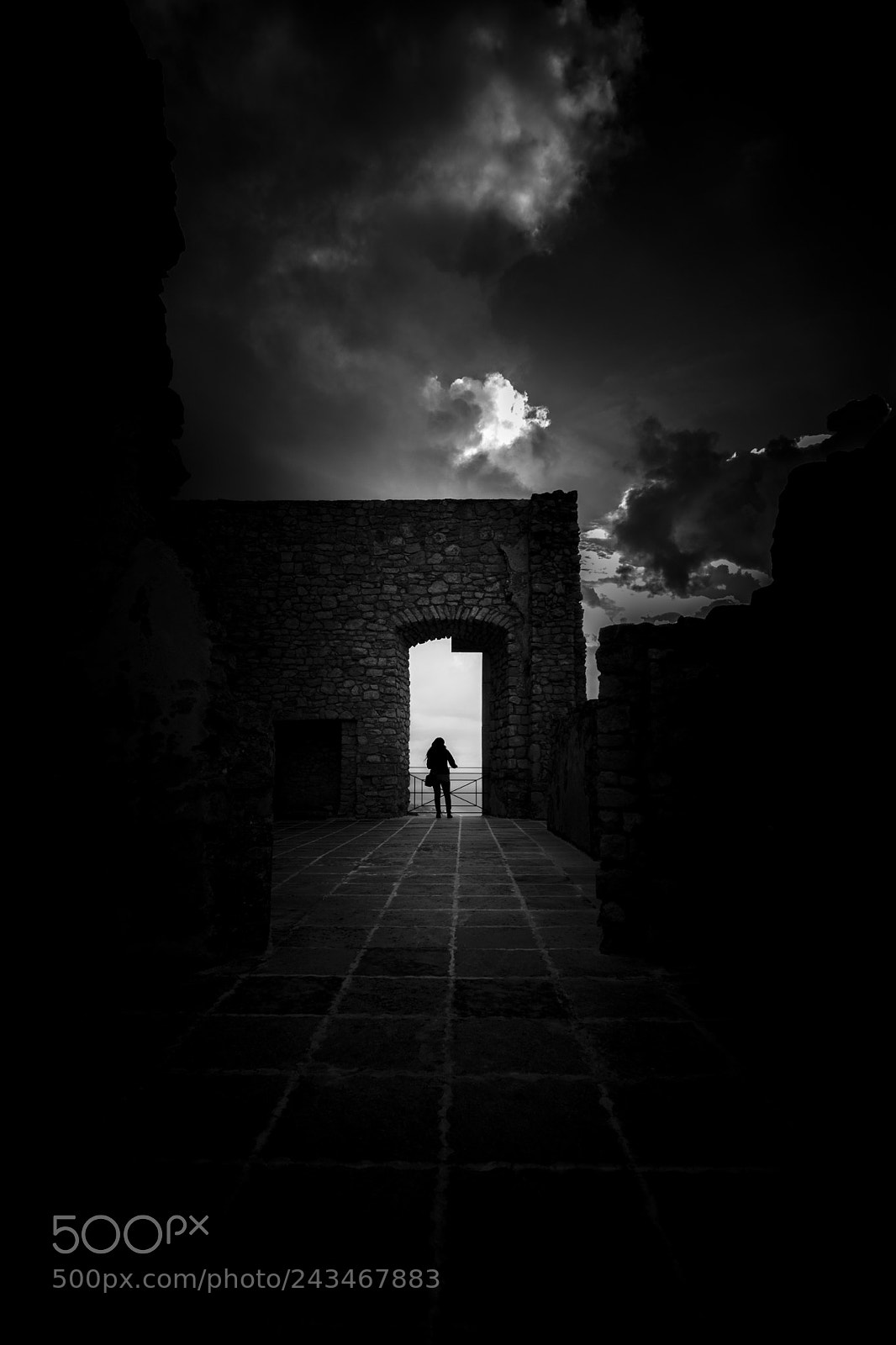Nikon D5500 sample photo. Beyond the darkness. photography
