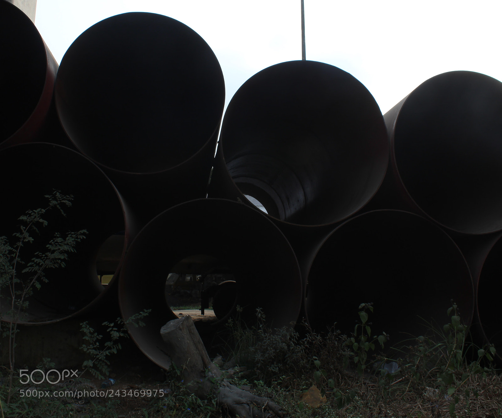 Canon EF-S 18-55mm F3.5-5.6 III sample photo. Pipes photography