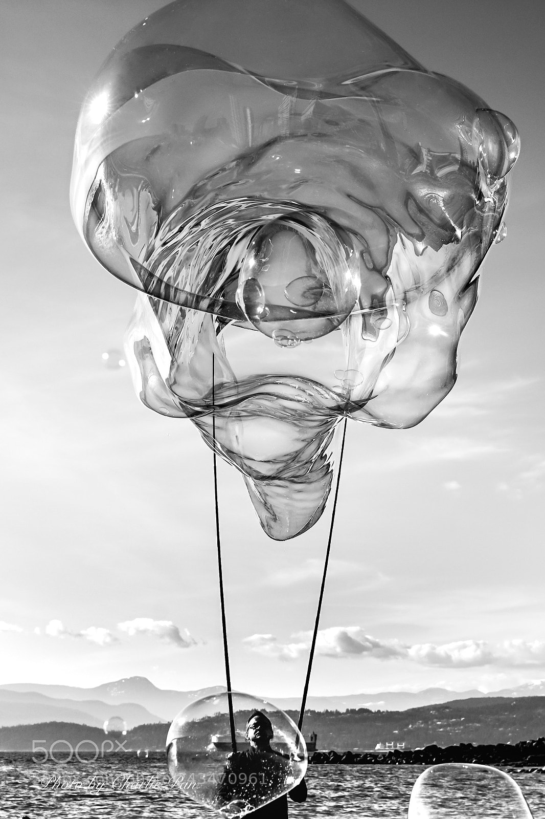 Sony a7R II sample photo. Play bubble photography