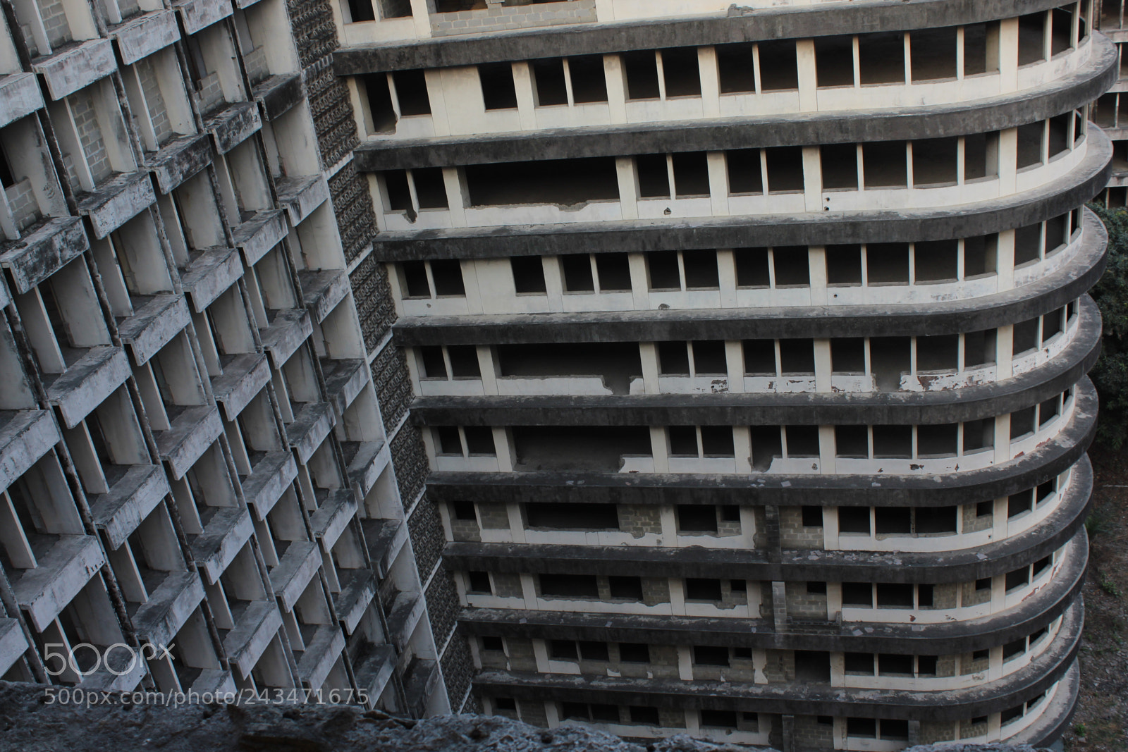 Canon EF-S 18-55mm F3.5-5.6 III sample photo. Abandon fed secreteriat storey photography
