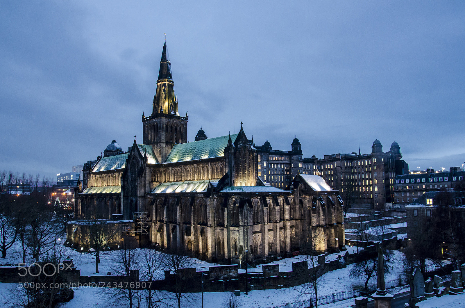 Nikon D7000 sample photo. Glasgow cathedral during winters photography