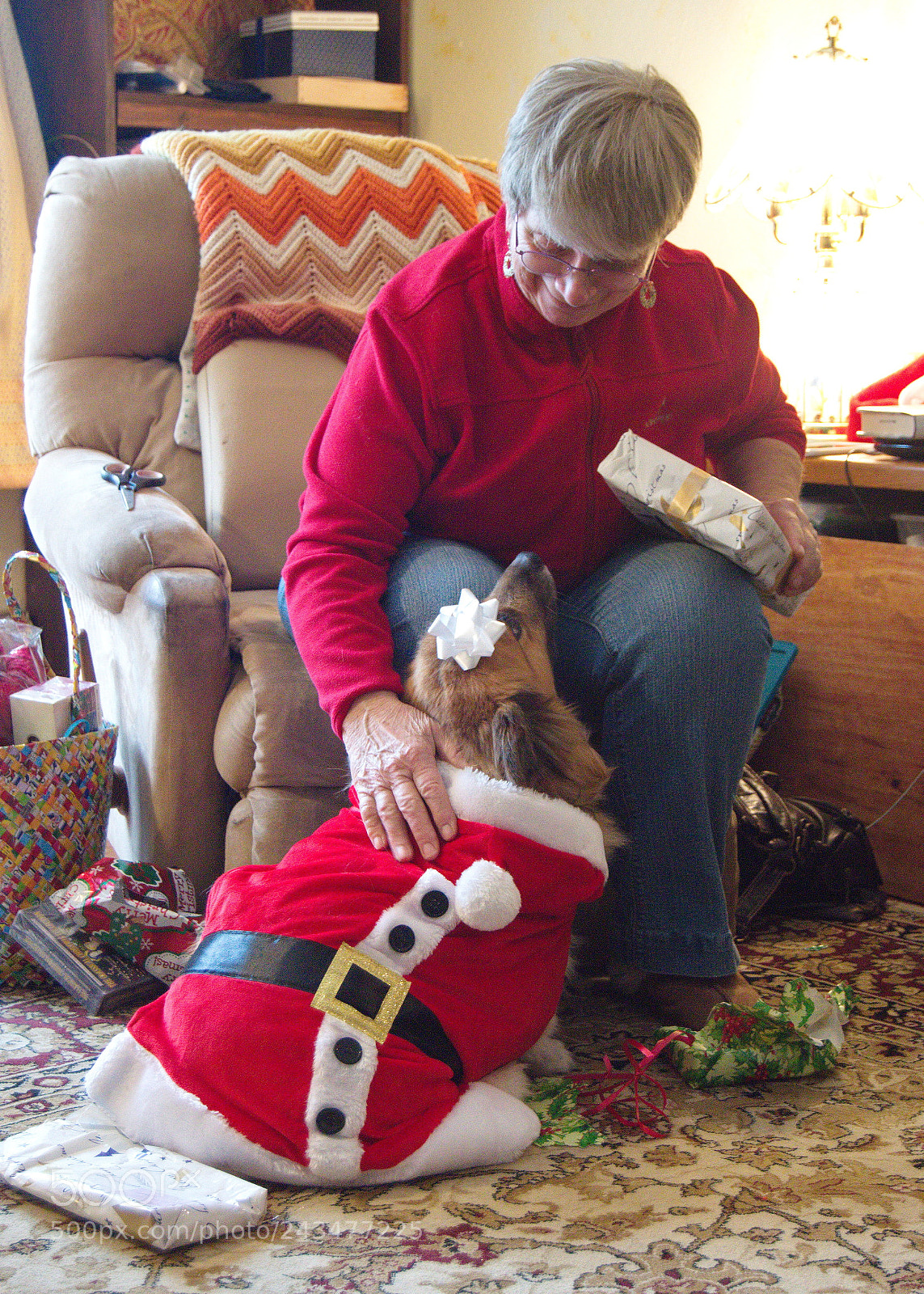 Nikon D3200 sample photo. Sharing a christmas moment photography