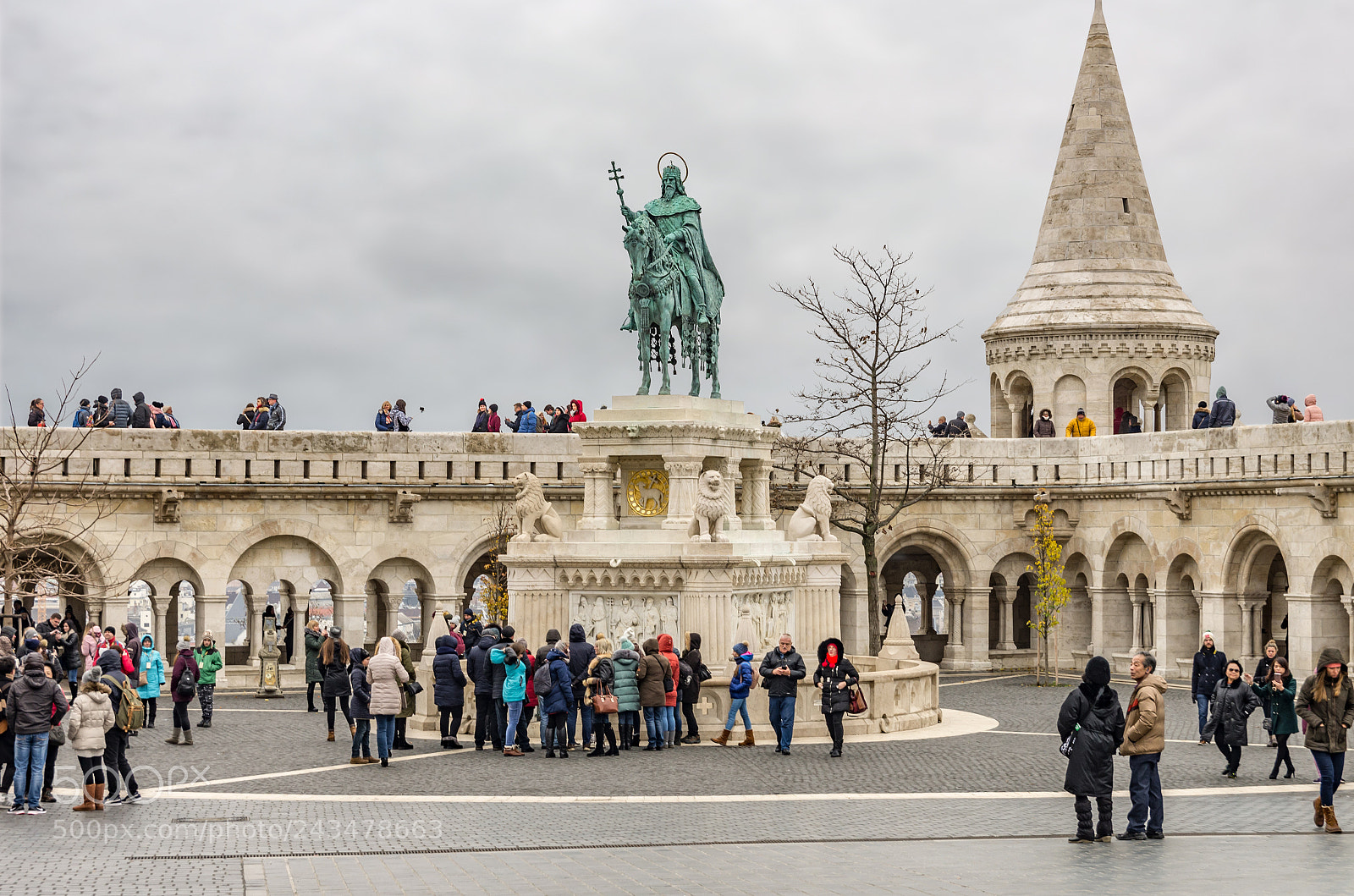 Pentax K-5 sample photo. Statue of st stephen photography