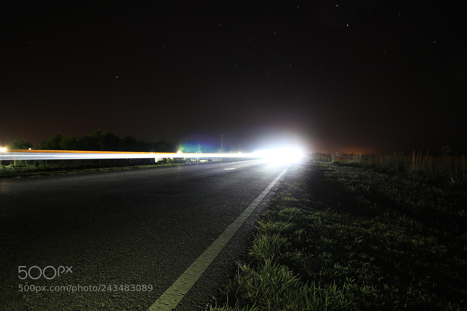 Canon EOS 100D (EOS Rebel SL1 / EOS Kiss X7) sample photo. Speed of light photography