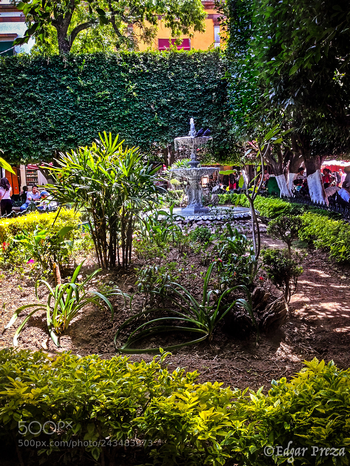 Apple iPhone 4S sample photo. Fuente jardin union (de ) photography