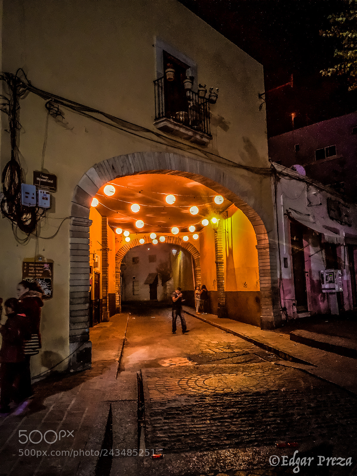 Apple iPhone 6s Plus sample photo. Pasaje manuel leal (de ) photography