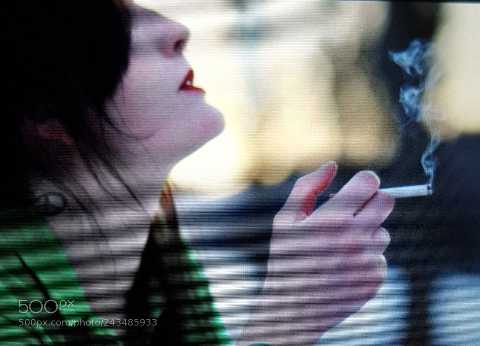 Samsung Galaxy S7 sample photo. Smoking girl. photography