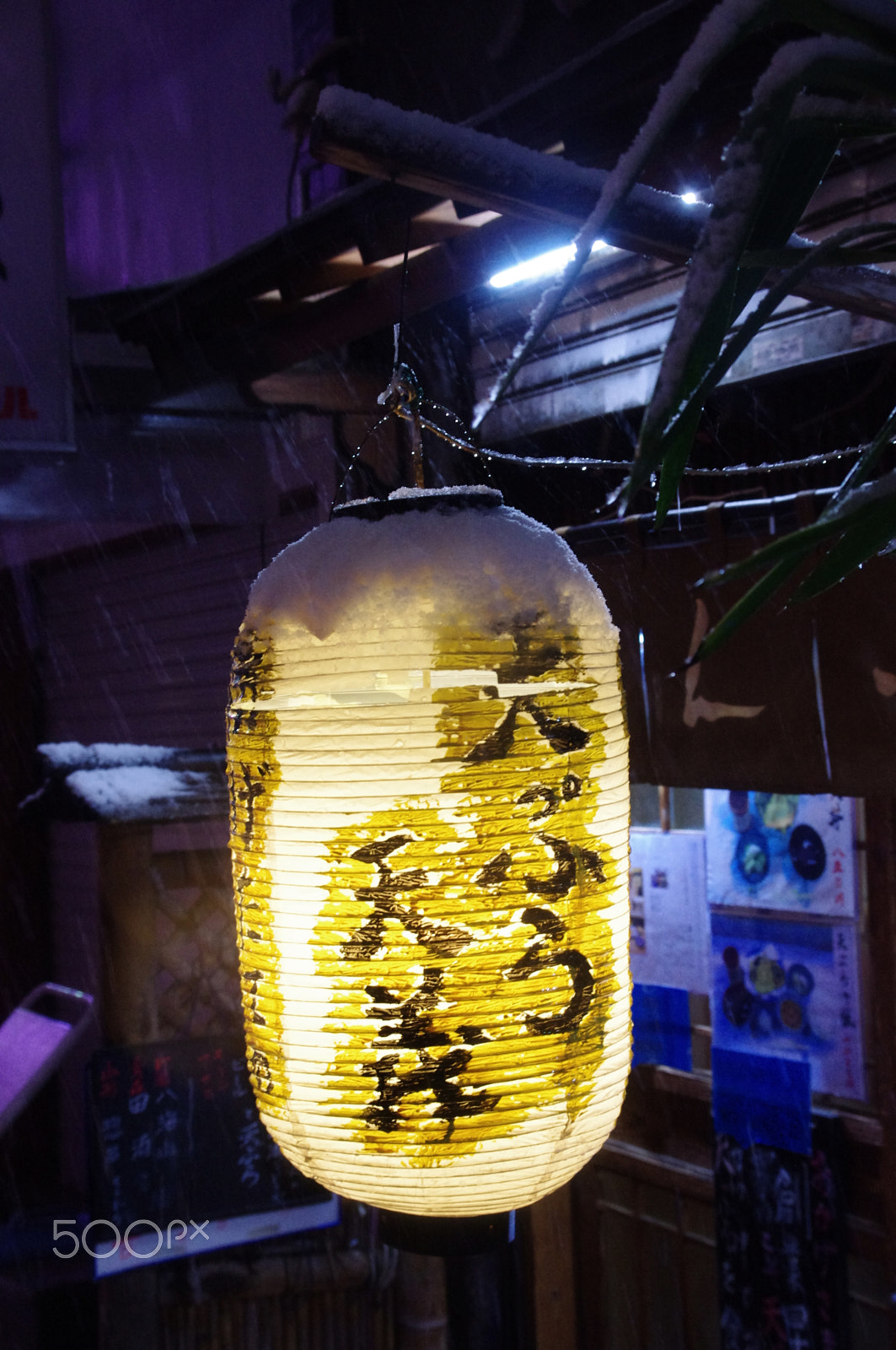 Pentax K-x sample photo. Winter lantern photography