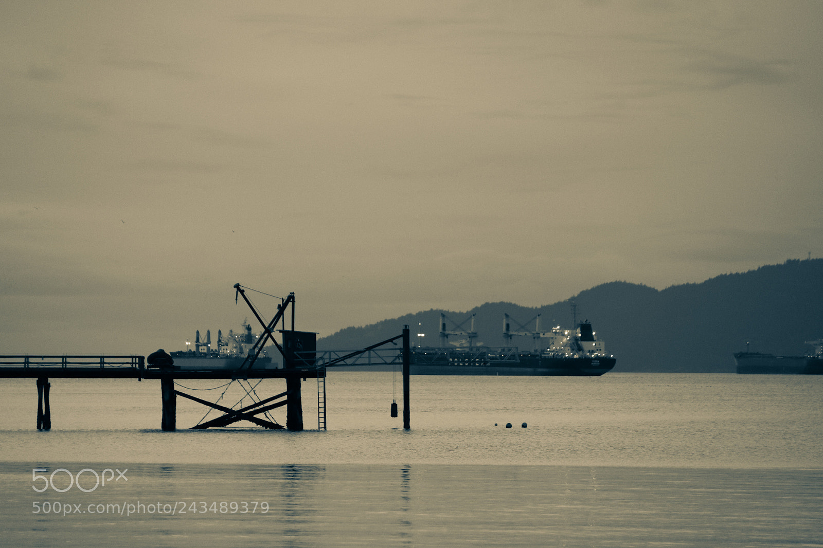 Canon EOS 750D (EOS Rebel T6i / EOS Kiss X8i) sample photo. The pier, vancouver bc photography