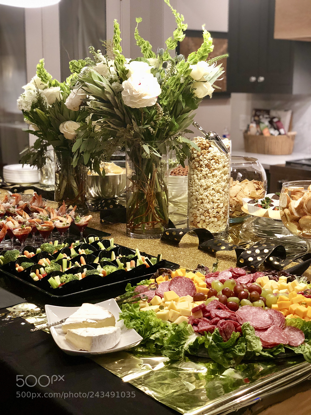 Apple iPhone X sample photo. Party time decoration photography