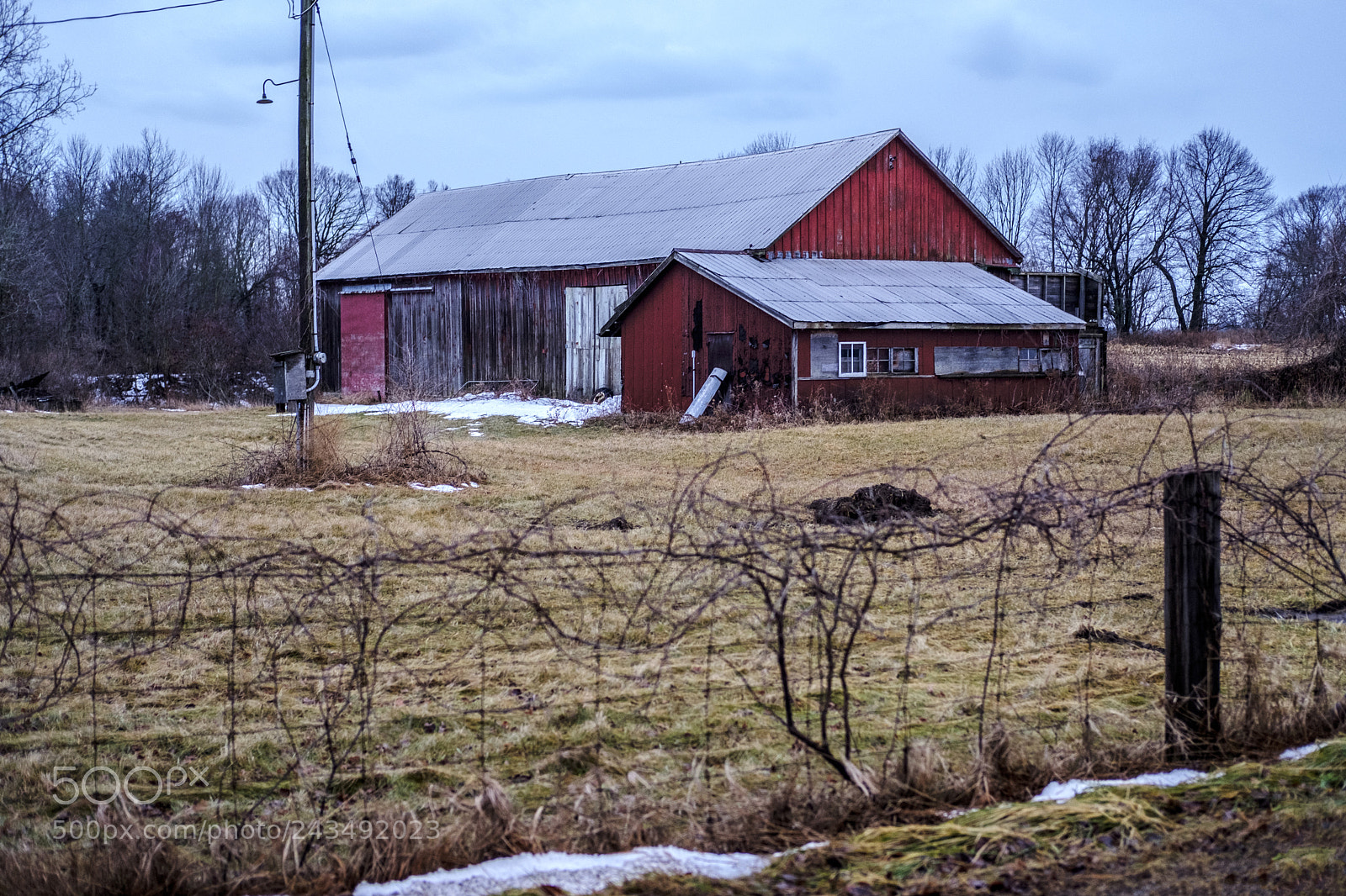Fujifilm X-Pro2 sample photo. Tired barn photography