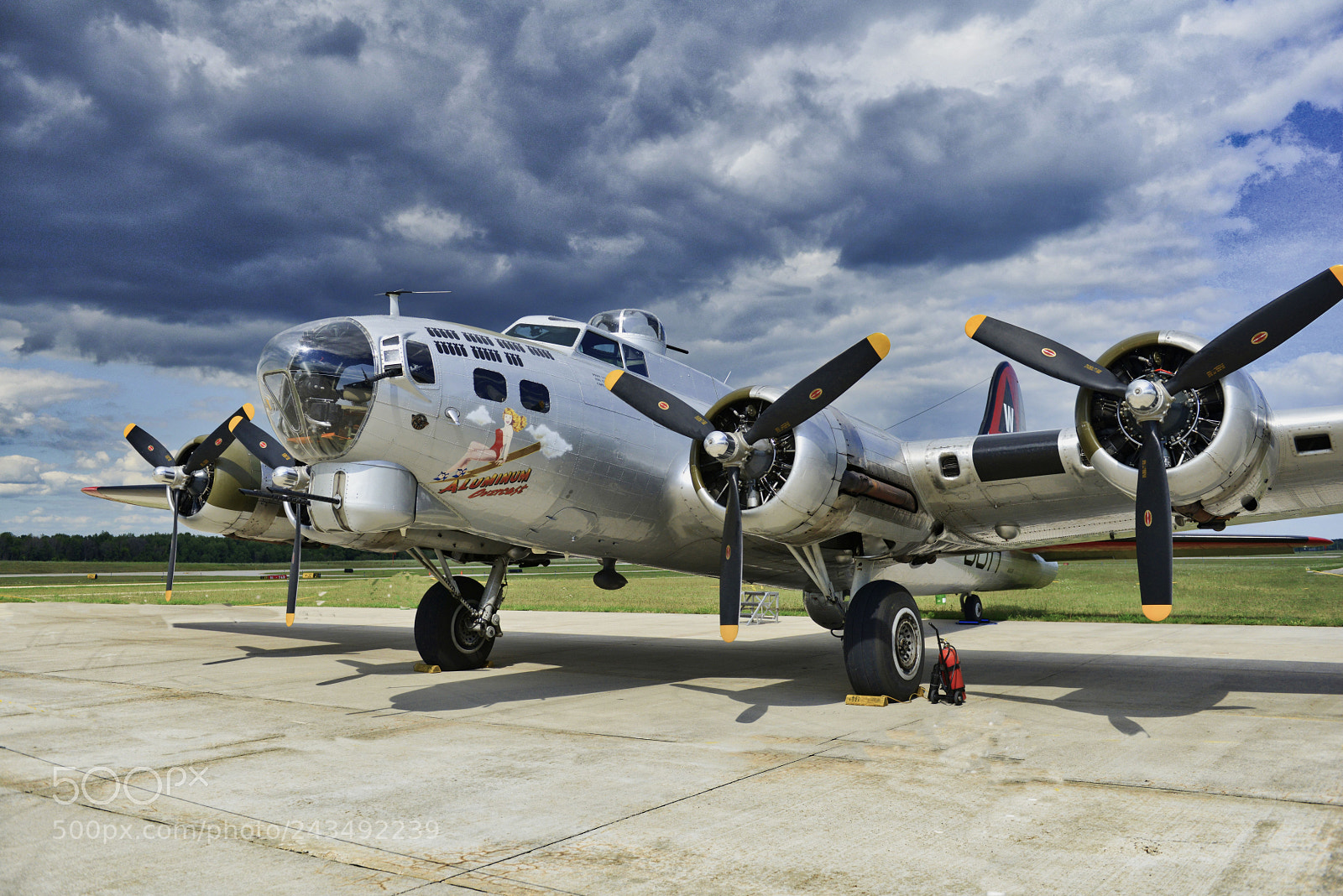 Nikon D800 sample photo. B-17 bomber aluminum overcast photography