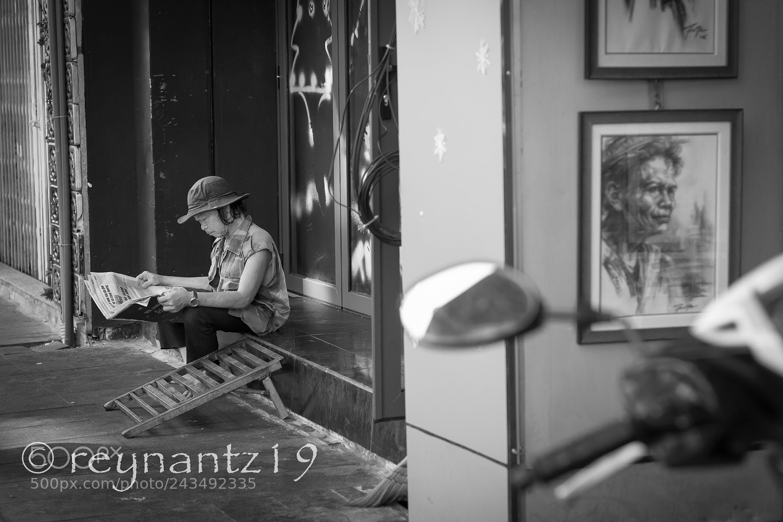 Canon EOS 60D sample photo. A man reading a photography