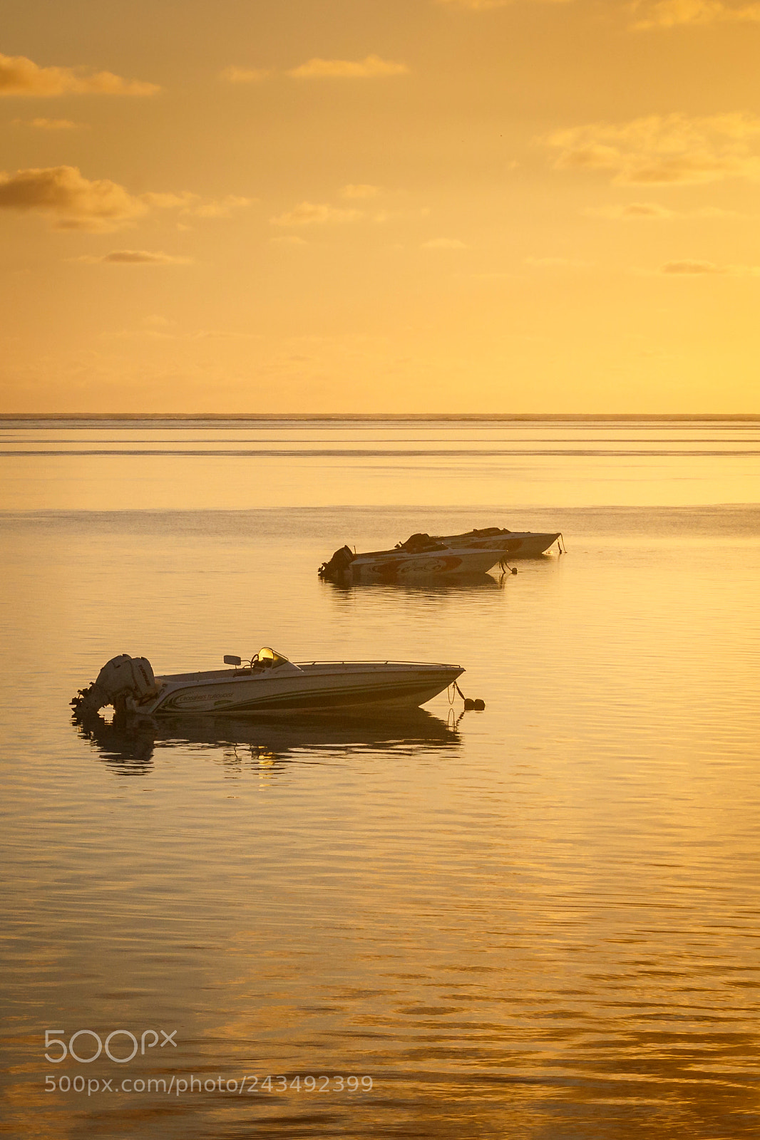 Canon EOS 7D Mark II sample photo. Morning line photography