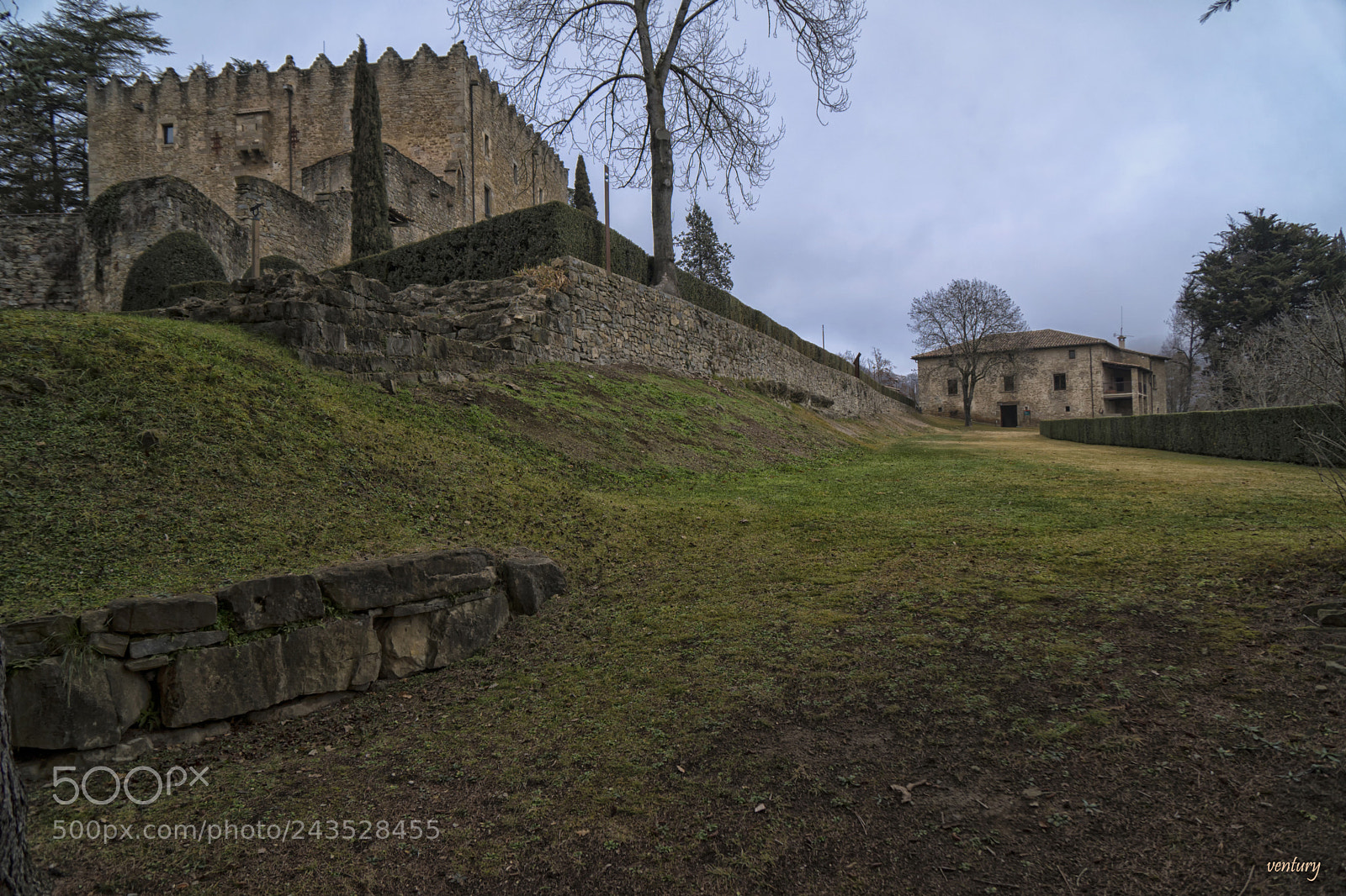 Sony a6500 sample photo. Castle of montesquiu photography