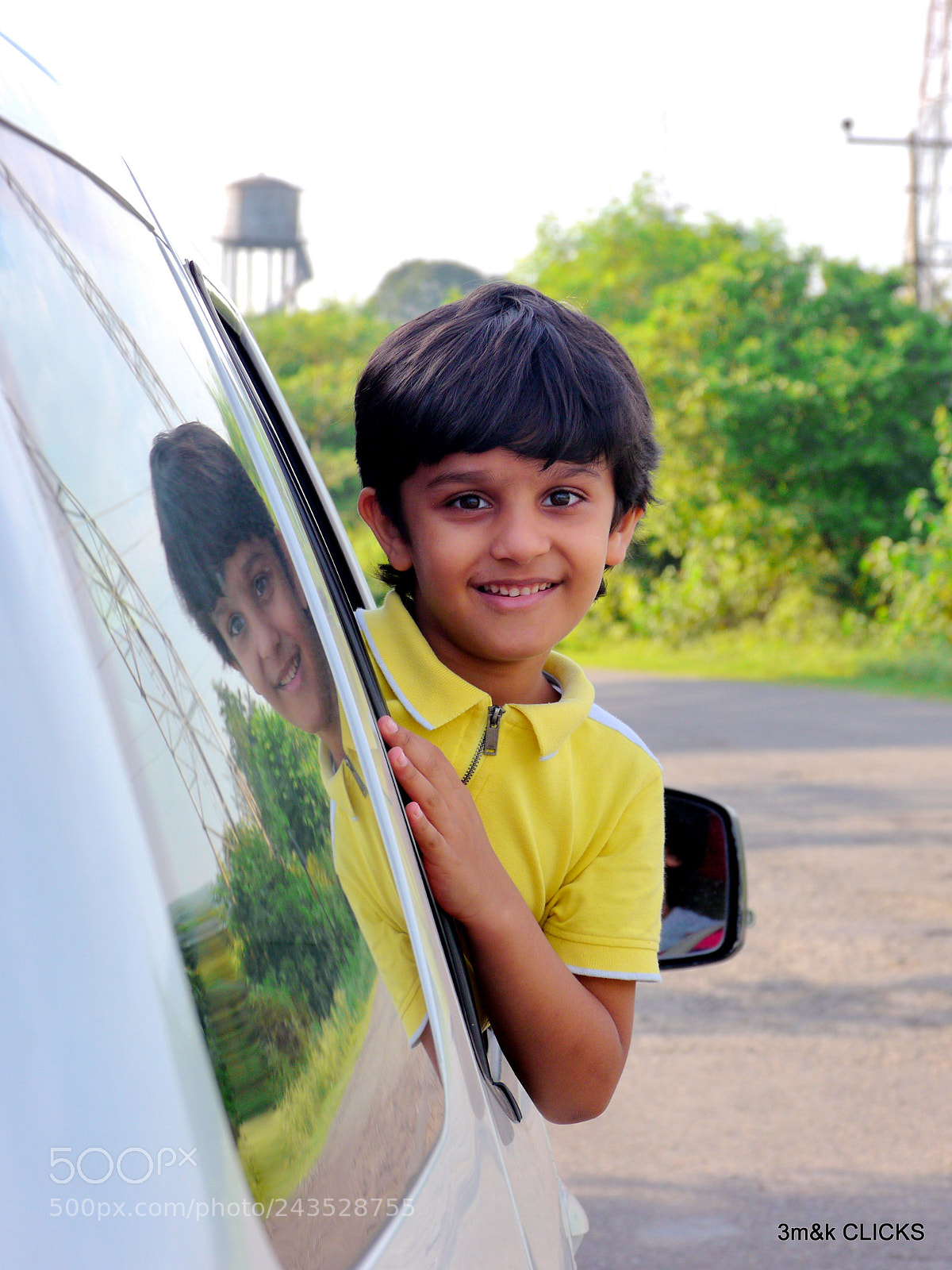 Panasonic Lumix DMC-GH2 sample photo. A boy... photography