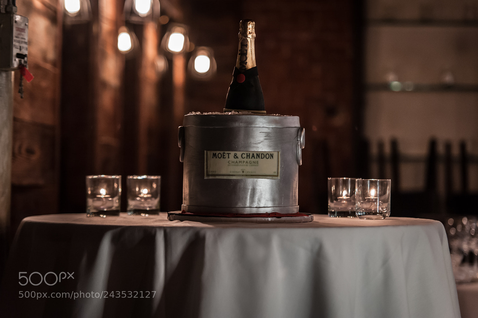 Nikon D700 sample photo. Moët & chandon champagne photography