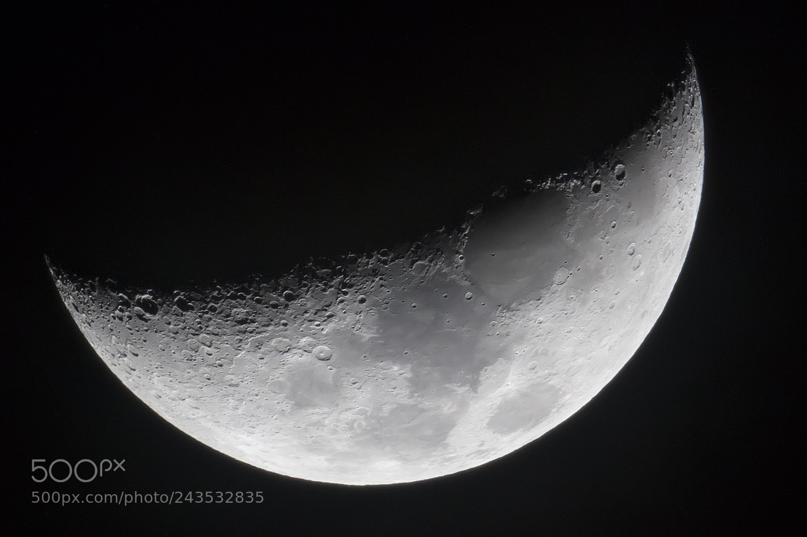 Canon EOS 5DS R sample photo. Moon photography