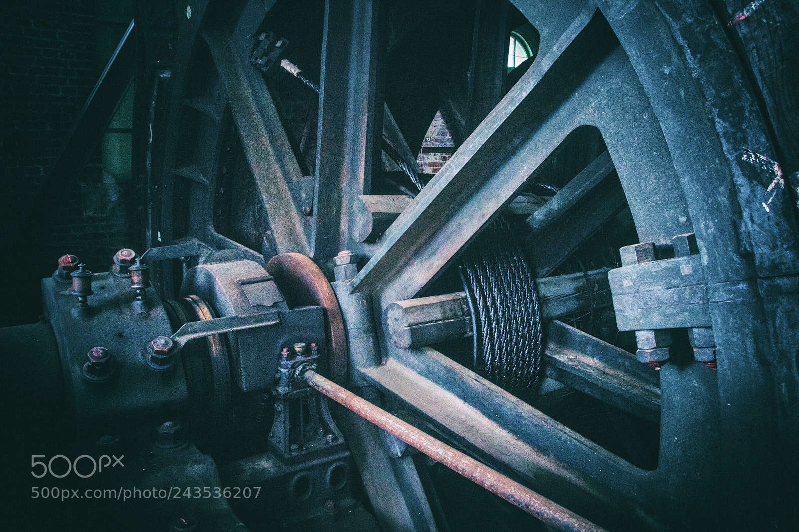 Canon EOS M3 sample photo. Relic photography