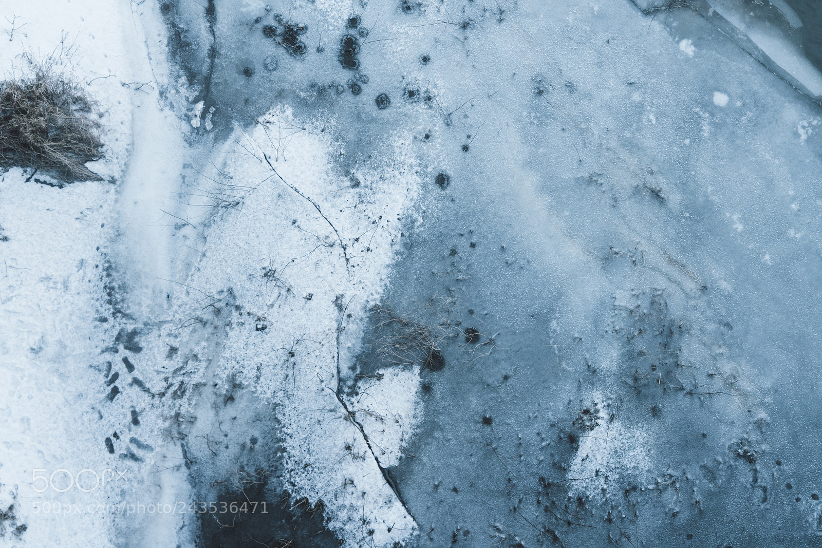 Sony a7R II sample photo. Vistula covered with ice photography