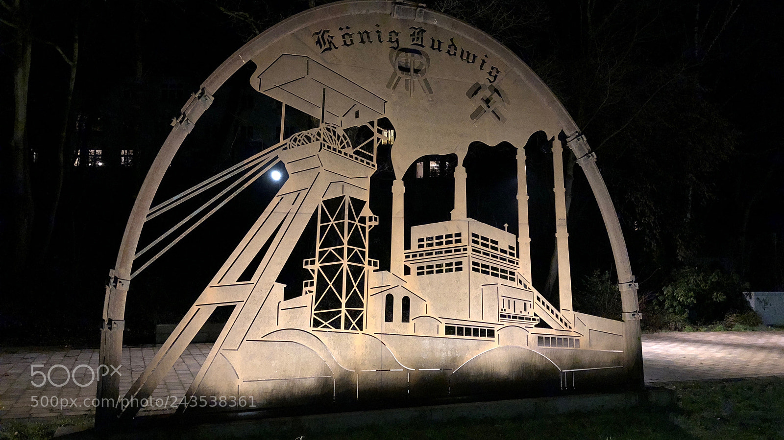 Apple iPhone X sample photo. Ruhrgebiet denkmal ruhrfestspiele photography