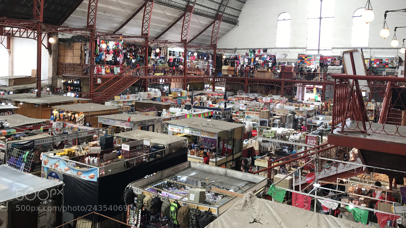 Apple iPhone 7 sample photo. Market photography