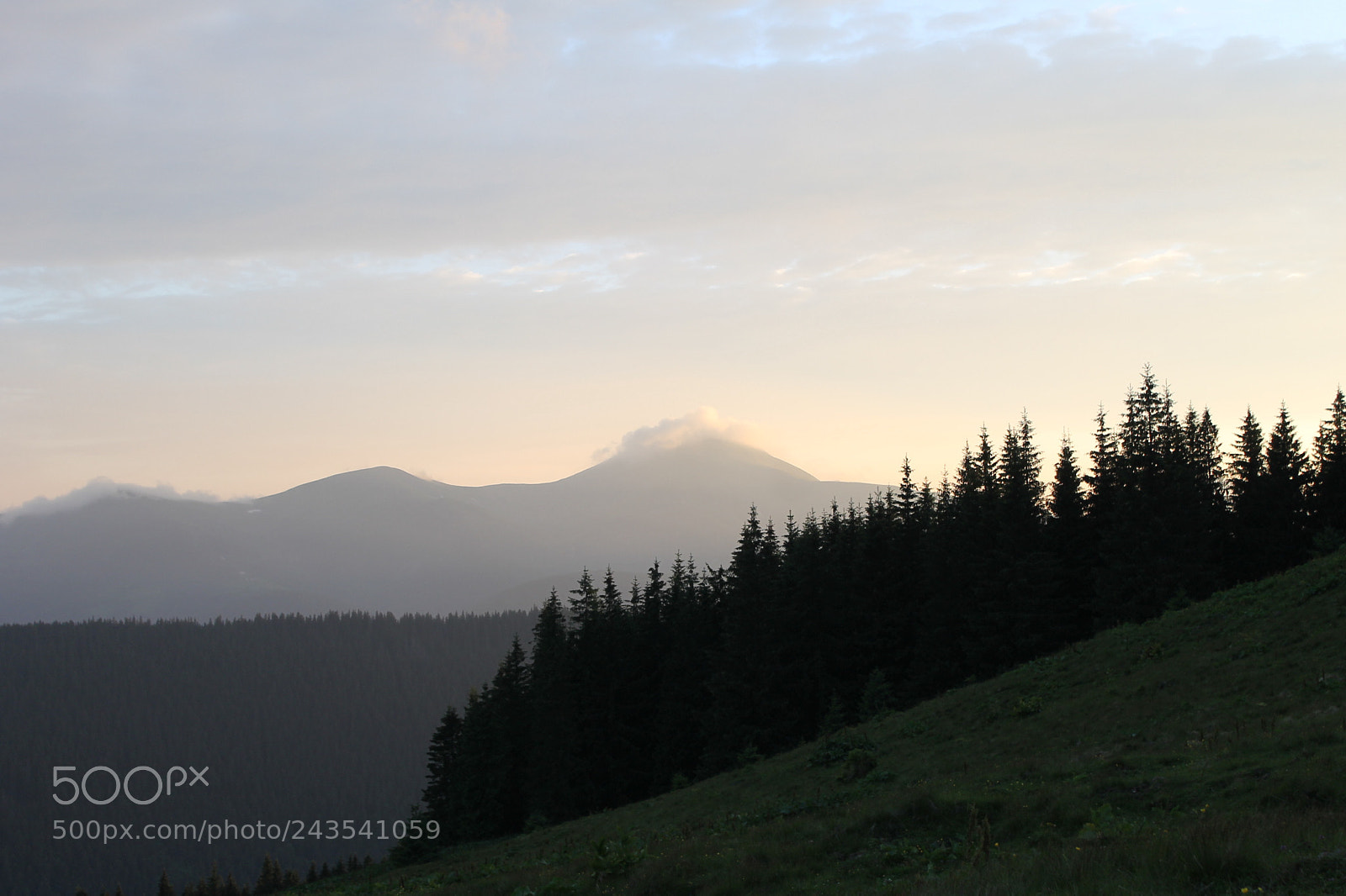 Canon EOS 1100D (EOS Rebel T3 / EOS Kiss X50) sample photo. Dark sunset photography