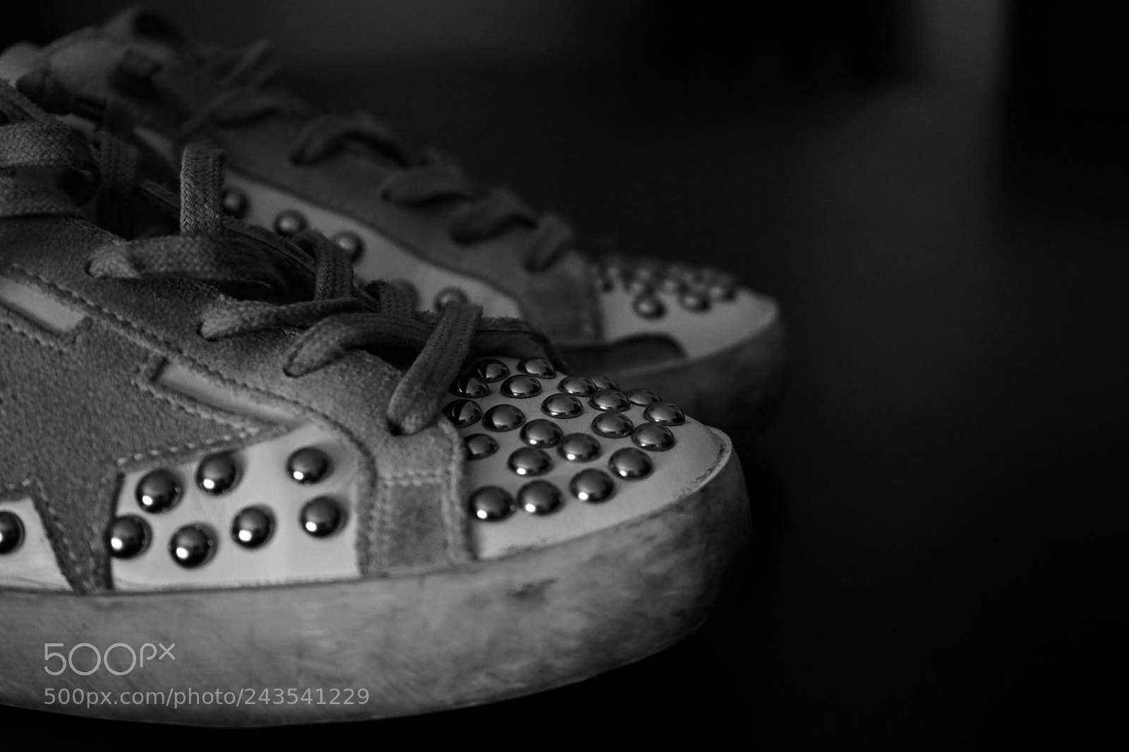Sony a7 sample photo. Zapatillas photography