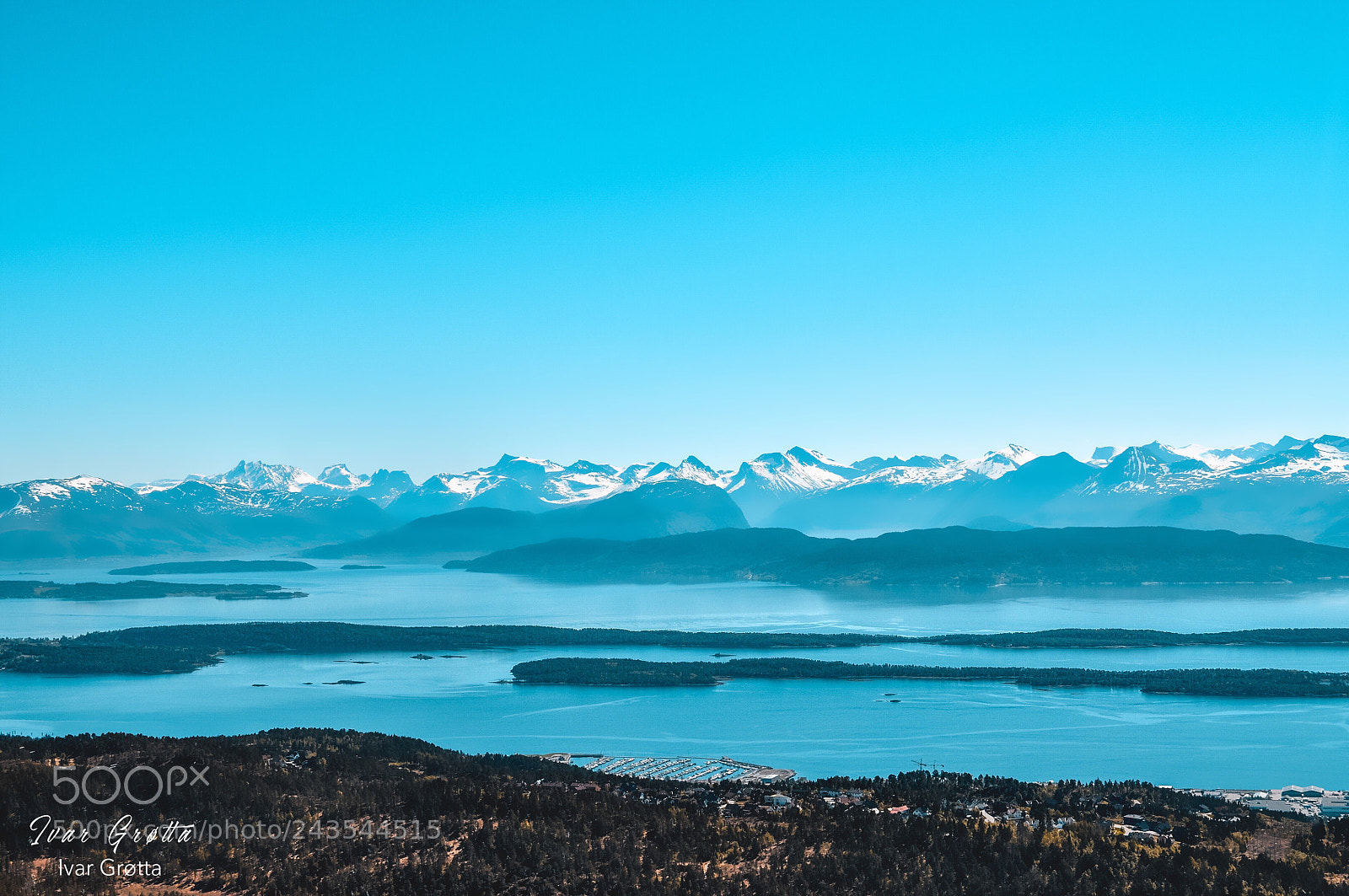 Nikon D5000 sample photo. My hometown molde, norway photography
