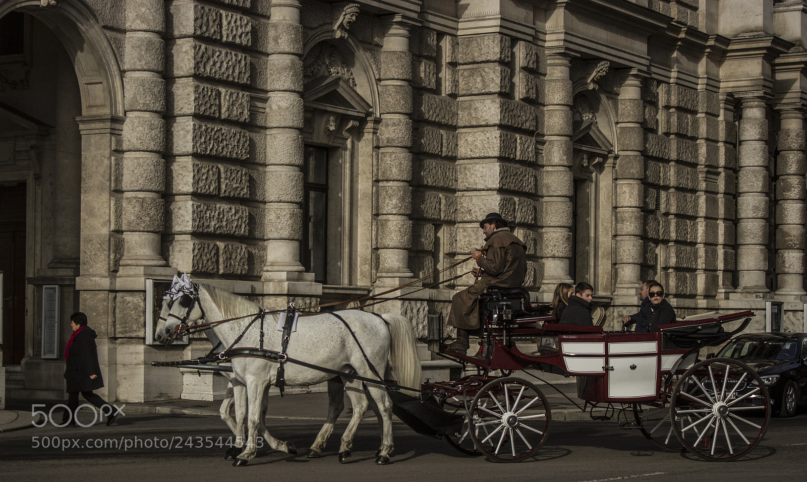 Canon EOS 550D (EOS Rebel T2i / EOS Kiss X4) sample photo. Horse carriage photography