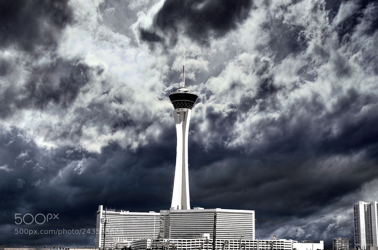 Nikon D5100 sample photo. Stormy day photography