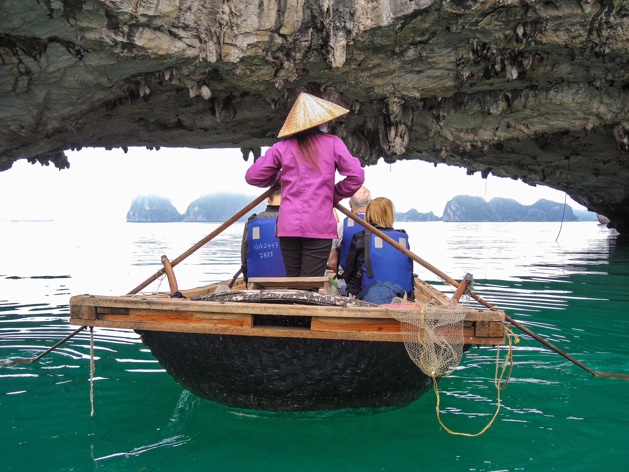 Nikon Coolpix P7800 sample photo. Ha long tour boat photography