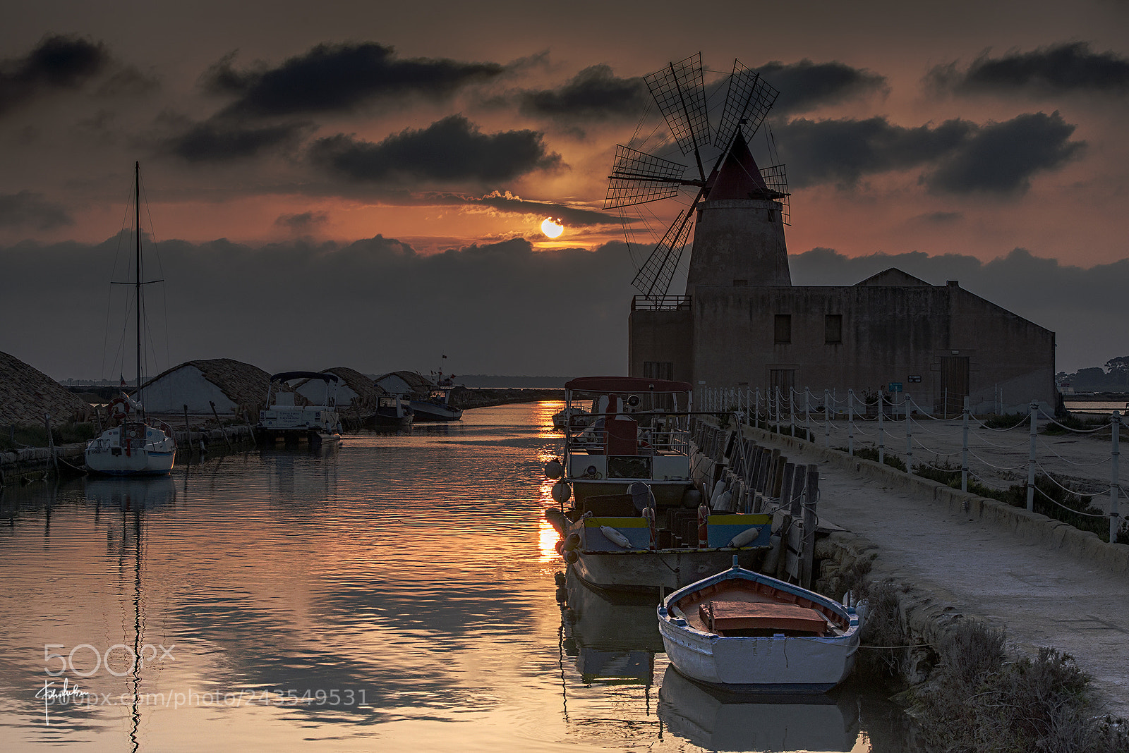 Nikon D800 sample photo. A sunset in peace photography