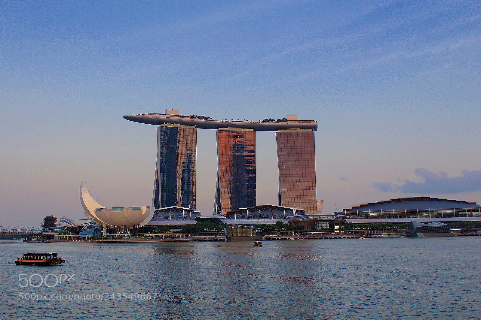 Canon EOS 100D (EOS Rebel SL1 / EOS Kiss X7) sample photo. Sunset by the bay photography