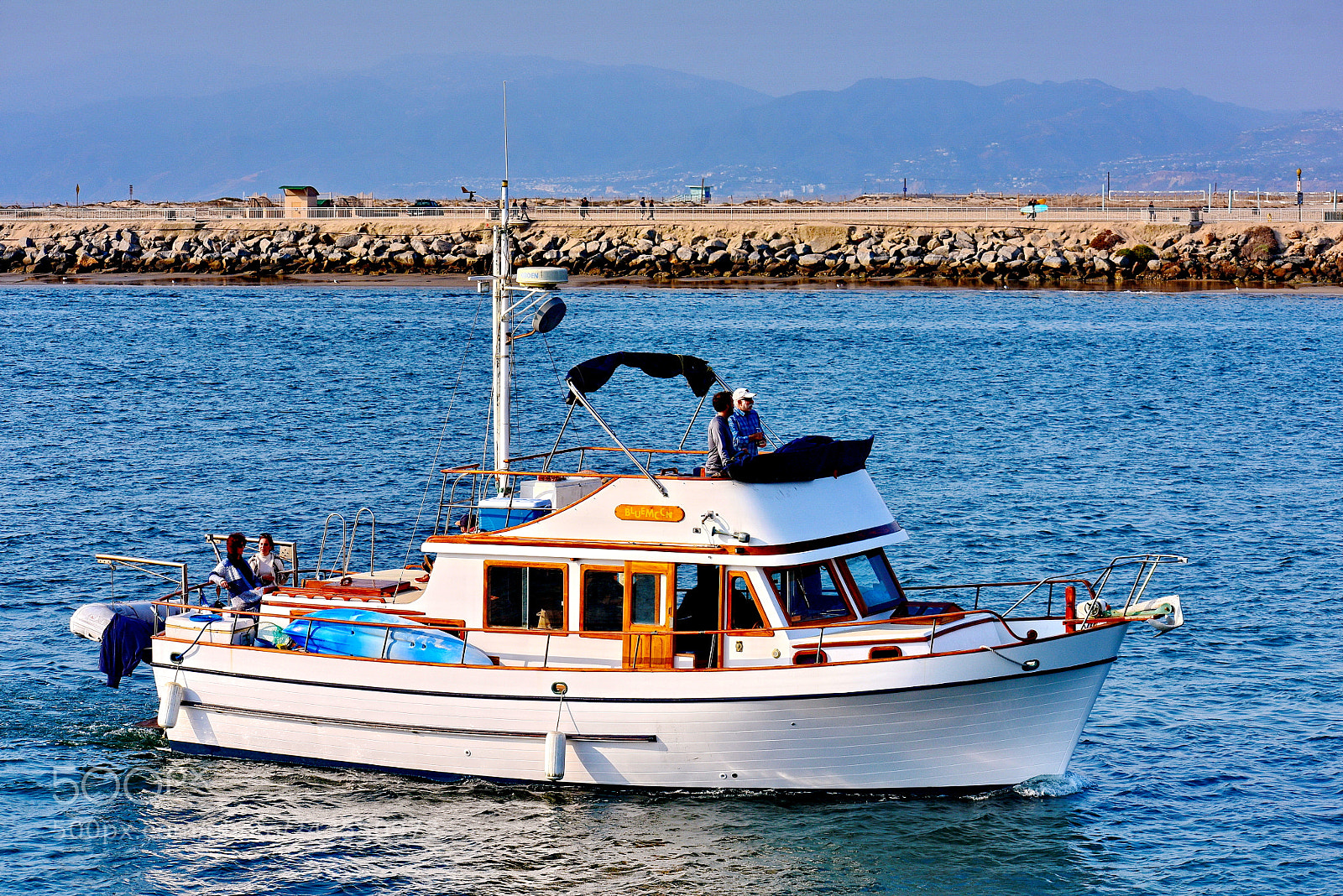 Nikon D7200 sample photo. Power boat enjoying marina photography