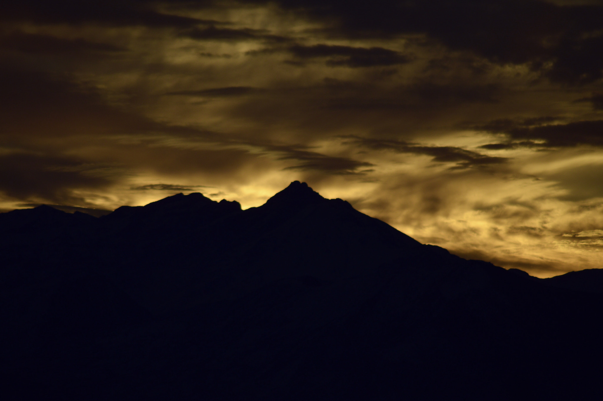 Nikon AF Nikkor 70-300mm F4-5.6G sample photo. Sunrise  photography