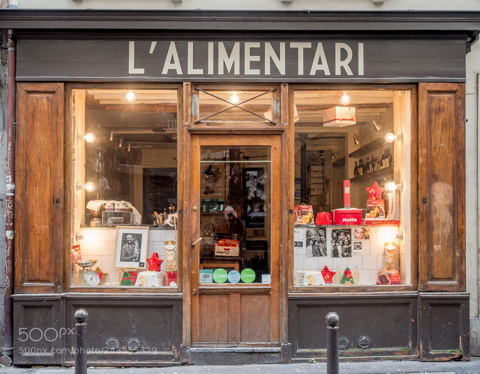 Olympus OM-D E-M1 Mark II sample photo. Italia at paris photography