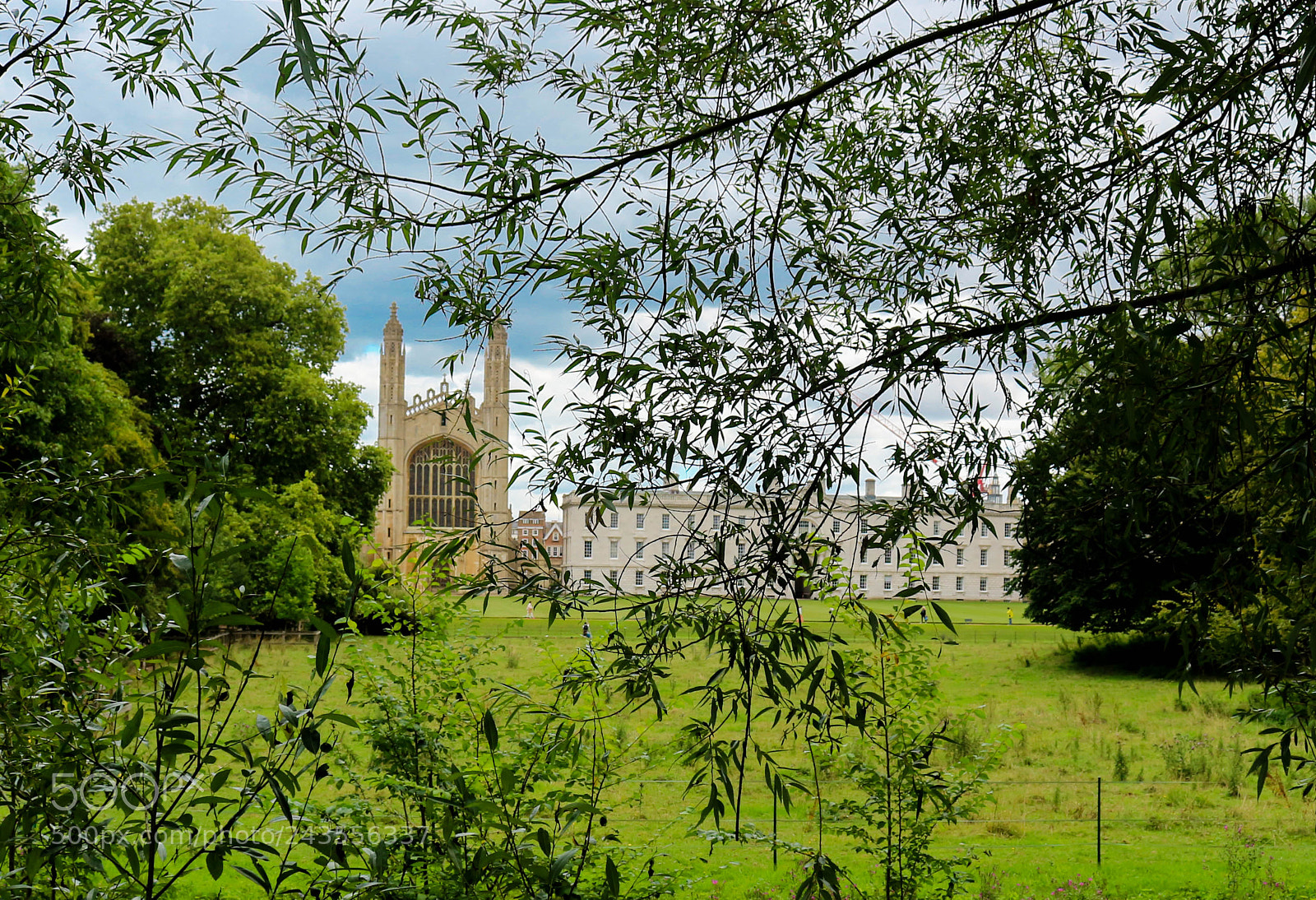 Canon EOS M10 sample photo. Cambridge university kings photography